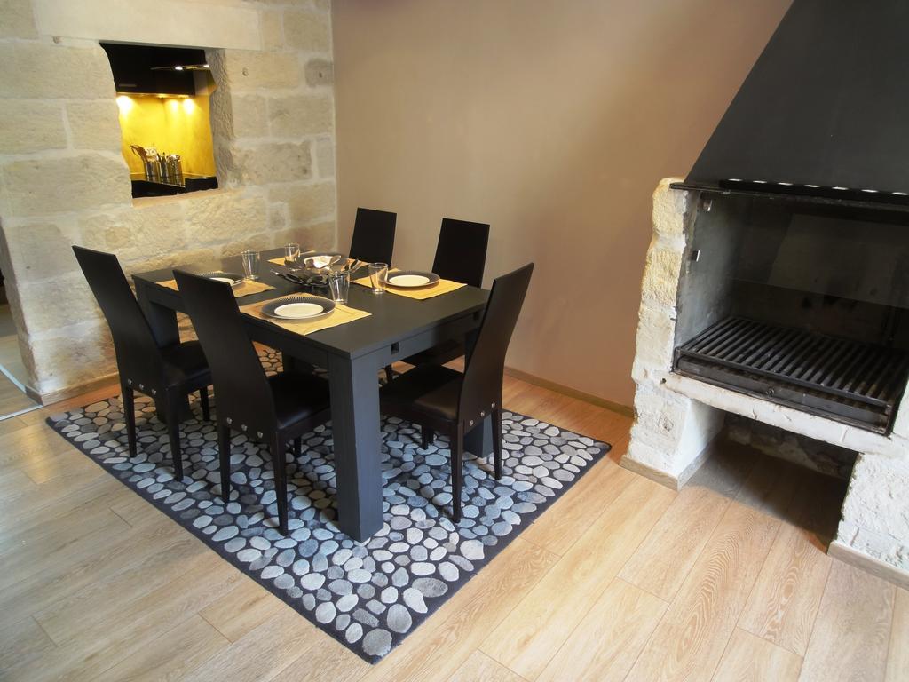 شقة Les Toits D'Uzès المظهر الخارجي الصورة